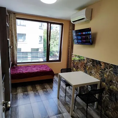 Apartment Renewed Corner *