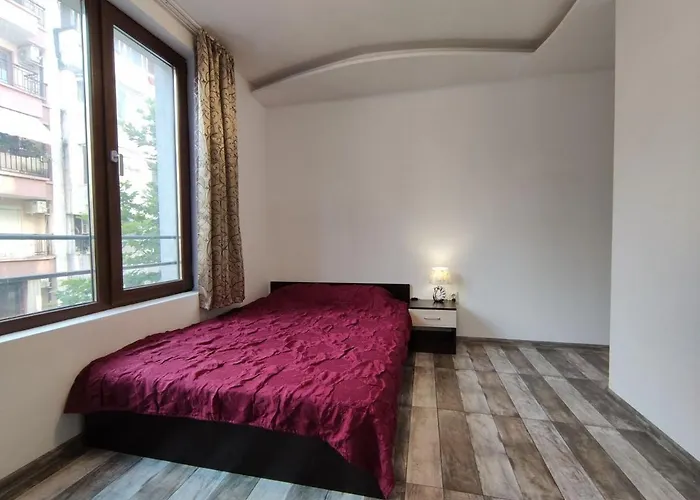 Renewed Corner Appartement Burgas